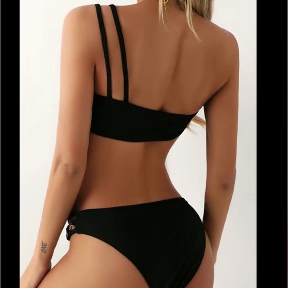 Black & Gold Detail Bandeau Style Bikini Set - Picture 4 of 5